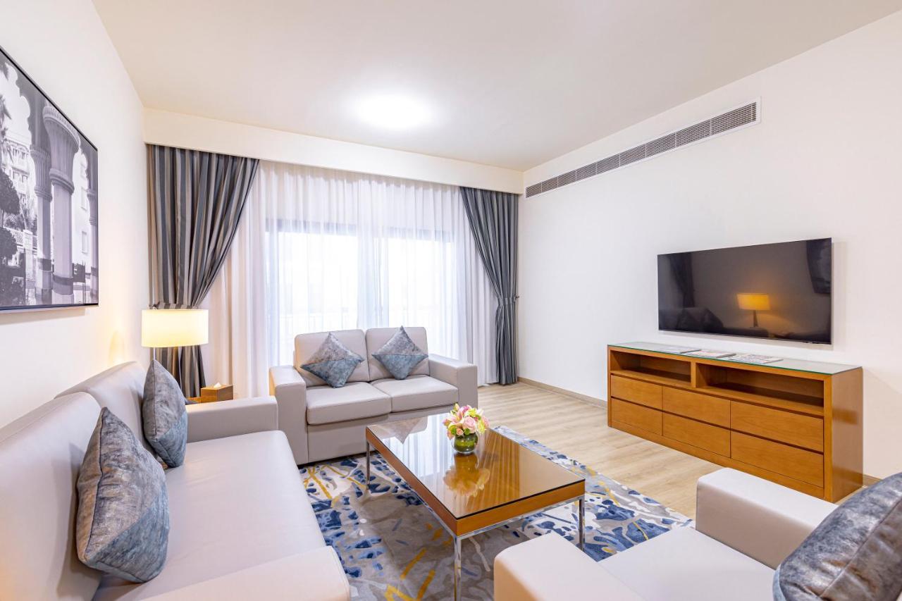 דובאי Golden Sands Suites מראה חיצוני תמונה